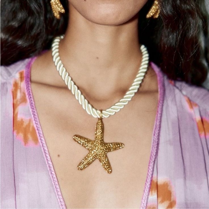 Starfish Pendant Necklace